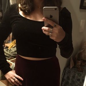 🍓SOLD🍓Velvet long sleeve crop